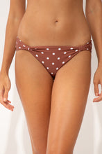 Carica l'immagine nel visualizzatore di Gallery, Gallery: Wednesday In Hawaii By Rio De Sol Slip Bottom Kiko-Coco Mel
