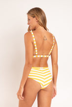 Carica l'immagine nel visualizzatore di Gallery, Model Back: Rio De Sol Completo Set Sunshine Alba Lylou
