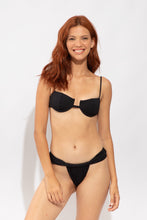 Carica l'immagine nel visualizzatore di Gallery, Model Front: Rio De Sol Slip Bottom Solar-Black Eden
