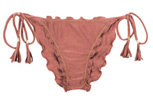 Carica l'immagine nel visualizzatore di Gallery, Product Front: Rio De Sol Slip Bottom Shimmer-Copper Frufru-Comfy
