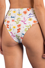 Carica l&#39;immagine nel visualizzatore di Gallery, Bottom Countryside Hotpants
