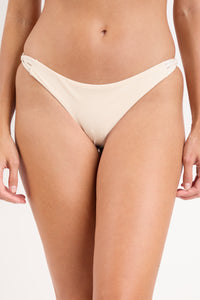Bottom Malibu-Natural Essential-Iris