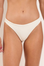 Carica l&#39;immagine nel visualizzatore di Gallery, Bottom Sand-Chantilly Essential-Comfy
