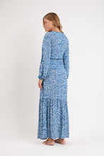 Carica l&#39;immagine nel visualizzatore di Gallery, Chuva Long Dress Verona

