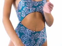 Carica e avvia il video nel visualizzatore di galleria, Video: Rio De Sol Intero Palms-Blue Ivy
