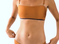 Carica e avvia il video nel visualizzatore di galleria, Video: Rio De Sol Completo Set Nocciola Bandeau-Reto High-Leg
