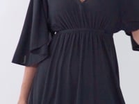 Carica e avvia il video nel visualizzatore di galleria, Black Mini Dress
