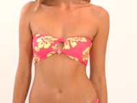 Carica e avvia il video nel visualizzatore di galleria, Video: Wednesday In Hawaii By Rio De Sol Reggiseno Top Pua-Guava Lani
