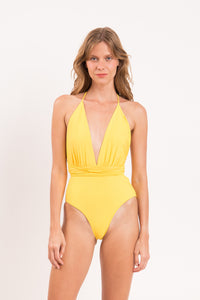 Model Front: Rio De Sol Intero Amarelo New Vegas