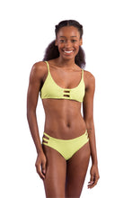 Carica l&#39;immagine nel visualizzatore di Gallery, Model Front: Rio De Sol Slip Bottom Bora-Citrus Madrid-Trio
