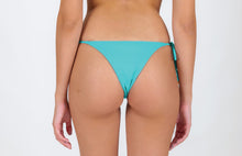 Carica l&#39;immagine nel visualizzatore di Gallery, Model Back: Rio De Sol Slip Bottom Breeze Ibiza
