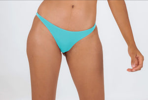 Model Front: Rio De Sol Slip Bottom Breeze Leblon-Fio