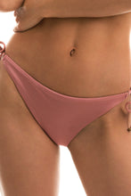 Carica l&#39;immagine nel visualizzatore di Gallery, Gallery: Rio De Sol Slip Bottom Callas Inv Comfort
