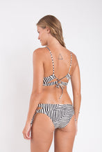 Carica l&#39;immagine nel visualizzatore di Gallery, Model Back: Rio De Sol Slip Bottom Collage Madrid
