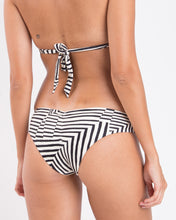 Carica l&#39;immagine nel visualizzatore di Gallery, Image 05: Rio De Sol Slip Bottom Collage Mel
