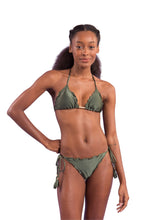 Carica l&#39;immagine nel visualizzatore di Gallery, Model Front: Rio De Sol Slip Bottom Croco Frufru-Fio
