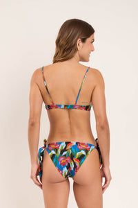 Model Back: Rio De Sol Slip Bottom Flair Gisele