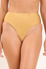 Carica l&#39;immagine nel visualizzatore di Gallery, Gallery: Rio De Sol Slip Bottom Fluity-Dourado Hotpants
