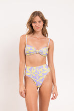 Carica l&#39;immagine nel visualizzatore di Gallery, Model Front: Rio De Sol Slip Bottom Glow Hotpants
