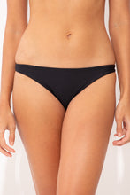 Carica l&#39;immagine nel visualizzatore di Gallery, Gallery: Rio De Sol Slip Bottom Lava Oahu
