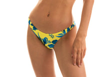 Carica l&#39;immagine nel visualizzatore di Gallery, Gallery: Rio De Sol Slip Bottom Lemon Flower Bandeau
