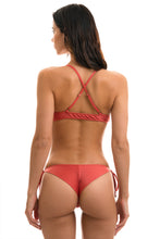 Carica l&#39;immagine nel visualizzatore di Gallery, Model Back: Rio De Sol Slip Bottom Madras Tri Arg
