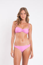 Carica l&#39;immagine nel visualizzatore di Gallery, Model Front: Rio De Sol Slip Bottom Milkshake Essential-Comfy
