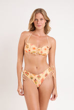 Carica l&#39;immagine nel visualizzatore di Gallery, Model Front: Rio De Sol Slip Bottom Mosaico Lola
