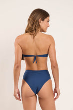 Carica l&#39;immagine nel visualizzatore di Gallery, Model Back: Rio De Sol Slip Bottom Navy Hotpants

