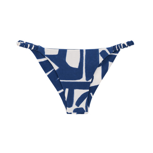 Product Front: Rio De Sol Slip Bottom Pottery Cheeky-Crispy