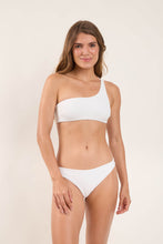 Carica l&#39;immagine nel visualizzatore di Gallery, Model Front: Rio De Sol Slip Bottom Sand-White Essential-Comfy
