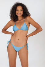 Carica l&#39;immagine nel visualizzatore di Gallery, Model Front: Rio De Sol Slip Bottom Shimmer-Baltic-Sea Ibiza-Rope
