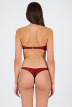 Carica l&#39;immagine nel visualizzatore di Gallery, Model Back: Rio De Sol Slip Bottom Shimmer-Divino Nice-Fio
