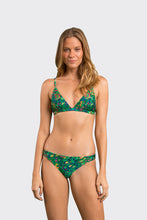 Carica l&#39;immagine nel visualizzatore di Gallery, Model Front: Rio De Sol Slip Bottom Wilds Essential-Comfy
