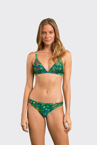 Model Front: Rio De Sol Slip Bottom Wilds Essential-Comfy