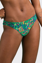 Carica l&#39;immagine nel visualizzatore di Gallery, Gallery: Rio De Sol Slip Bottom Wilds Nice
