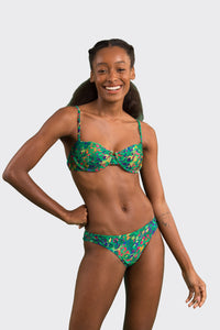 Model Front: Rio De Sol Slip Bottom Wilds Nice