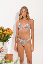 Carica l&#39;immagine nel visualizzatore di Gallery, Model Front: Rio De Sol Slip Bottom Zinnia Nice-Fio
