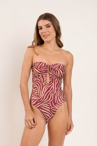 Model Front: Rio De Sol Intero Dune Sara-Op
