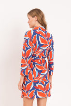 Carica l&#39;immagine nel visualizzatore di Gallery, Model Back: Rio De Sol Vestito Da Spiaggia Leaves Chemise
