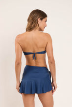 Carica l&#39;immagine nel visualizzatore di Gallery, Model Back: Rio De Sol Gonna Da Spiaggia Mini Skirt Navy
