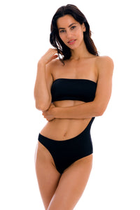 Model Front: Rio De Sol Intero Preto Body-Rio