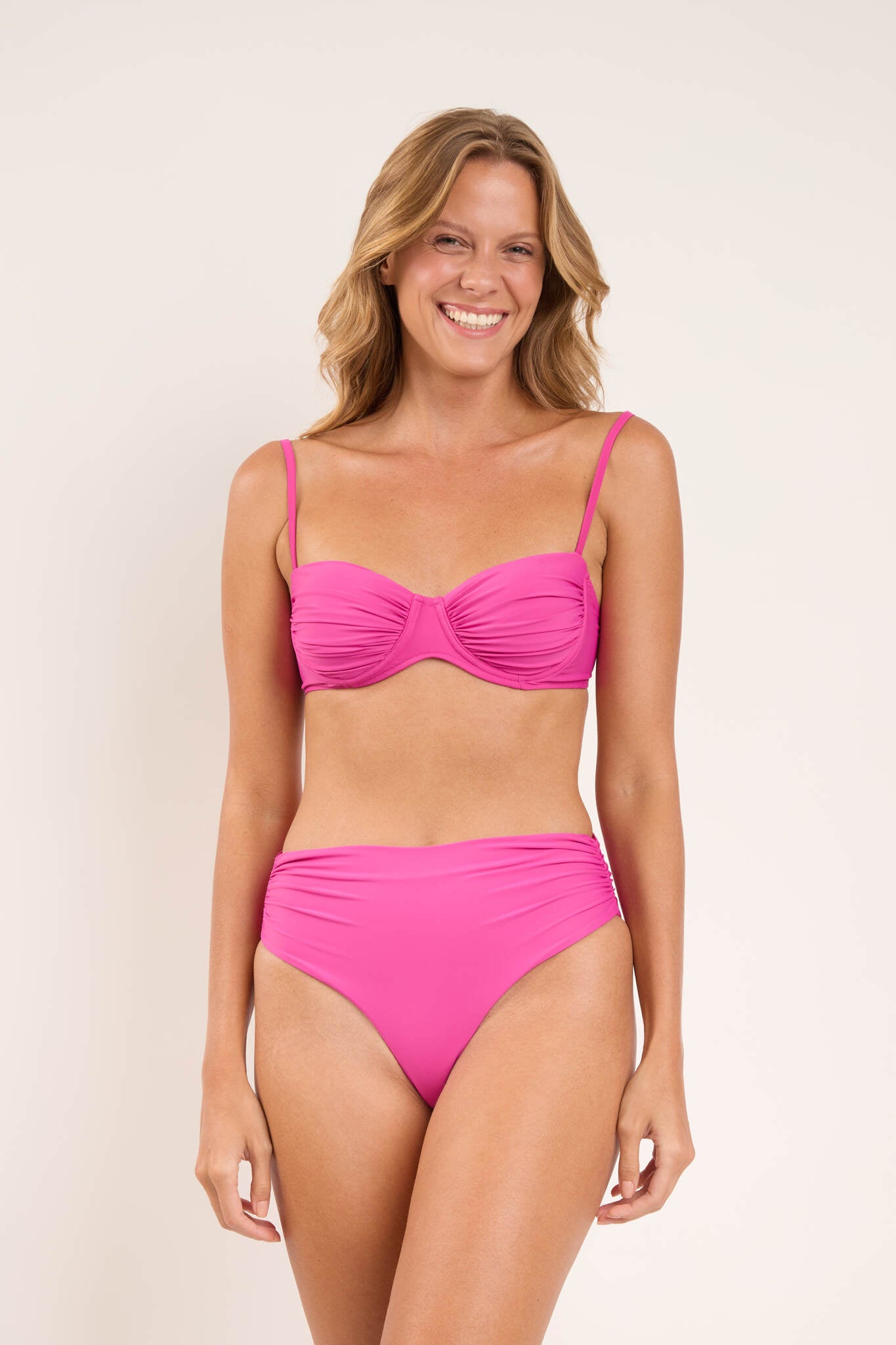 Model Front: Rio De Sol Completo Set Fluity-Amor Vickie Amy