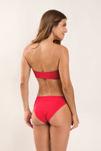 Carica l&#39;immagine nel visualizzatore di Gallery, Model Back: Rio De Sol Completo Set Hibiscus Lani Waikiki
