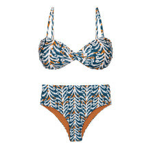 Carica l&#39;immagine nel visualizzatore di Gallery, Product Front: Rio De Sol Completo Set Ikat Twist Hotpants

