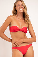 Carica l&#39;immagine nel visualizzatore di Gallery, Image 05: Rio De Sol Completo Set Microfibra-Chic-Red Bandeau-Joy Leblon
