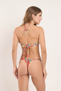 Model Back: Rio De Sol Completo Set Sea-Bloom Kate Eden