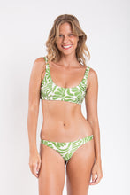 Carica l&#39;immagine nel visualizzatore di Gallery, Model Front: Rio De Sol Reggiseno Top Flow Bliss
