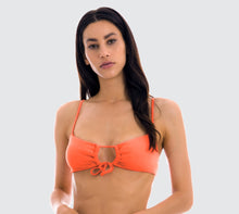 Carica l&#39;immagine nel visualizzatore di Gallery, Model Front: Rio De Sol Reggiseno Top Light-Peach Mila
