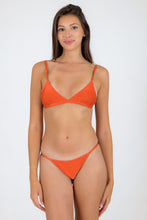 Carica l&#39;immagine nel visualizzatore di Gallery, Model Front: Rio De Sol Reggiseno Top Paprica Tri-Fixo
